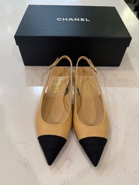 CHANEL Two-Tone Pointed Slingback Flats in Beige and Black